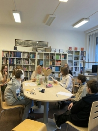 S žákovským týmem při nahrávání rozhovoru