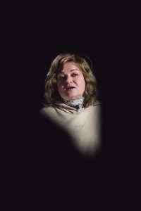 Portrét zachytený počas Eyd nahrávania rozhovoru.