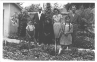 The Istenes family around 1963