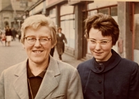 Sestra Maja s maminkou v Praze, 1963