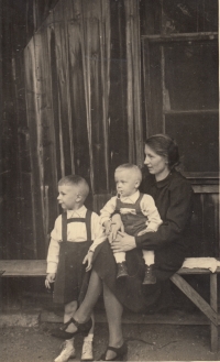 Mother Anna Štenclová with sons Karel and Lubomír, circa 1941