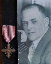 Jaromír Vitvar st. (†1944) s vyznamenáním