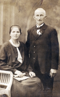  A. Foltýnková's grandparents Johann and Magdalena Kania / 1930s
