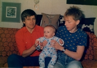 Stanislav Groh with wife Jaroslava and one of their three children, turn of the 1980s/1990s
