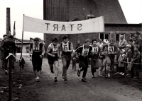 Stanislav Groh (number 23) during a race in Dolní Branná, 9 May 1975