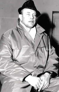 Manžel Ladislav Dohnalík, politický vězeň, asi 60. léta