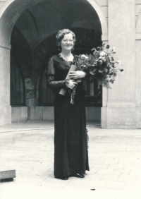 Hana Nová during a graduation ceremony (1973) 

