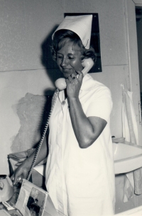 Hedvika Šišková jako zdravotní sestra, nedatováno