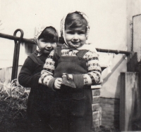 The twins Zuzana and Alexandra (on the left), the 1960s