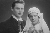 Svatební fotografie rodičů Miroslava Čubana   Františka a Hany v roce 1934