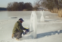 Josef Dufek vyráběl sochy ze dřeva i z ledu 