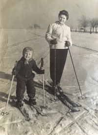 S matkou na lyžích, 50. léta 