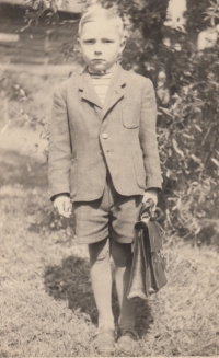 Albert Iser jako žák 1. třídy, 1953