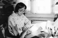 Vlasta Matoušová při práci v 90. letech