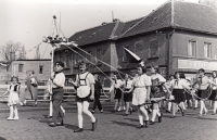 May Day in Česká Lípa 1958, the contemporary witness in the foreground