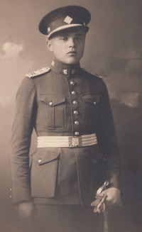 Uncle of the Mašín brothers Ctibor Novák during his studies at the military school a few years after the World War I