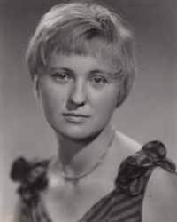 Portrét Zdeny Mašínové mladší, 1959