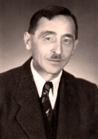 Alois Pravda, otec pamětníka