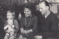 Ivana Sládková se svými rodiči Jaroslavou a Přemyslem Šindelkovými