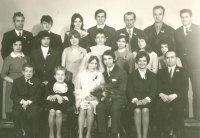 Fotografie ze sestřiny svatby, Ostrov, 1970