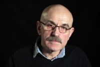 Photo during an interview in November 2022.