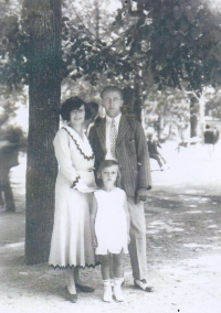 Hovorkovi s dcerou Marií, Podkarpatská Rus, asi 1928