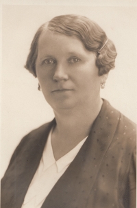 Babička Hany Páníkové Josefa Císlerová