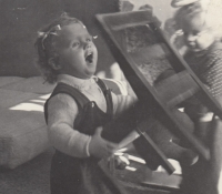 Rita ve vile ve Zbečníku, 1955