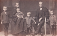 Grandparents Ferdinand and Anna Hluštík with their children, ca. 1898