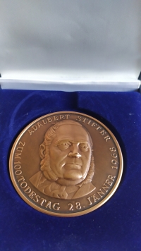 Medaile, kterou pamětník dostal za pomoc Němcům z Frýdlantska