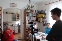 Návštěva týmu projektu Příběhy našich sousedů u Daniely Brodské