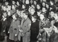 1946, dětský Kühnův sbor na cestě do Polska