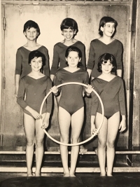 Olga Mastníková v gymnastickém oddílu