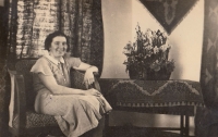 Maminka Ivany Bouchnerové po příjezdu do Persie v roce 1933