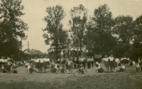 Veřejné cvičení Sokolské jednoty v Kylešovicích v roce 1948