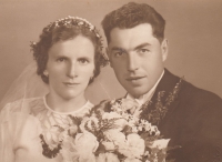 Kateřina a Josef Dvořákovi, svatební foto, 1937