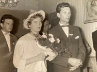 Svatební fotografie Aloise Navrátila a jeho ženy Marie