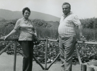 V Bulharsku s posledním manželem Valentinem Starobou, 1976