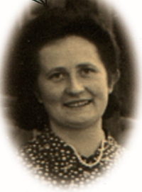 Matka pamětníka, Marie Stefanidesová (později Antropiusová), roz. Duhková