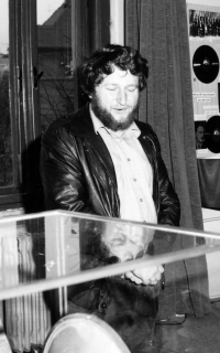 Pamětník na výstavě „Historie záznamu zvuku“ v Regionálním muzeu v Žatci, 1984 
