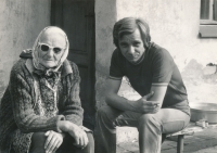 Antonín Lébr, s maminkou, Kladno, 1968