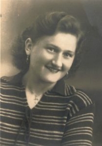 Zdenka Petruželová, early 1950s