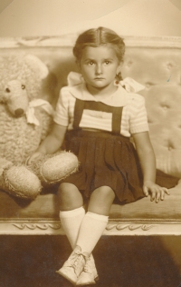 Eva Valentová v roce 1951