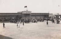 Sportoviště u Lidového domu Karlov, tribuna, 30. léta