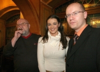 J. Dobiáš s místopředsedou vlády a ministrem financí Bohuslavem Sobotkou a herečkou Ivou Kubelkovou