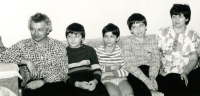 Milan Beran s rodinou, 1990