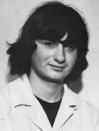 Luděk Marks na brigádě u otce v ateliéru v roce 1980