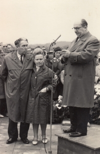 Unveiling of the memorial of the women's concentration camp in Svatava in 1965