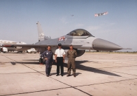 Vítězslav Nohel (vlevo), americký letoun F 16, Německo, 90. léta