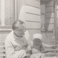 Maminka manželky Václava Kohouta s jejich dcerou